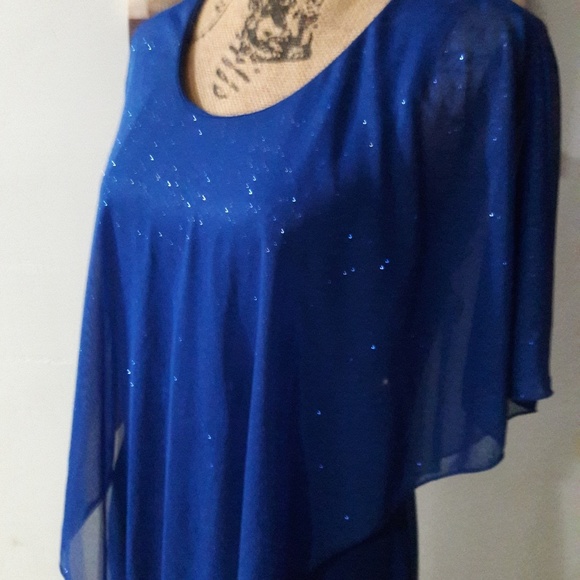 Nice dress🦋 - Picture 4 of 5